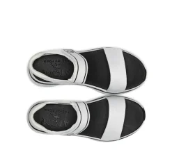 Fluchos Mujer><noscript><img width=