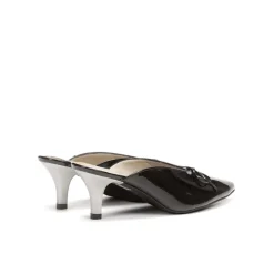 Fluchos Mujer><noscript><img width=