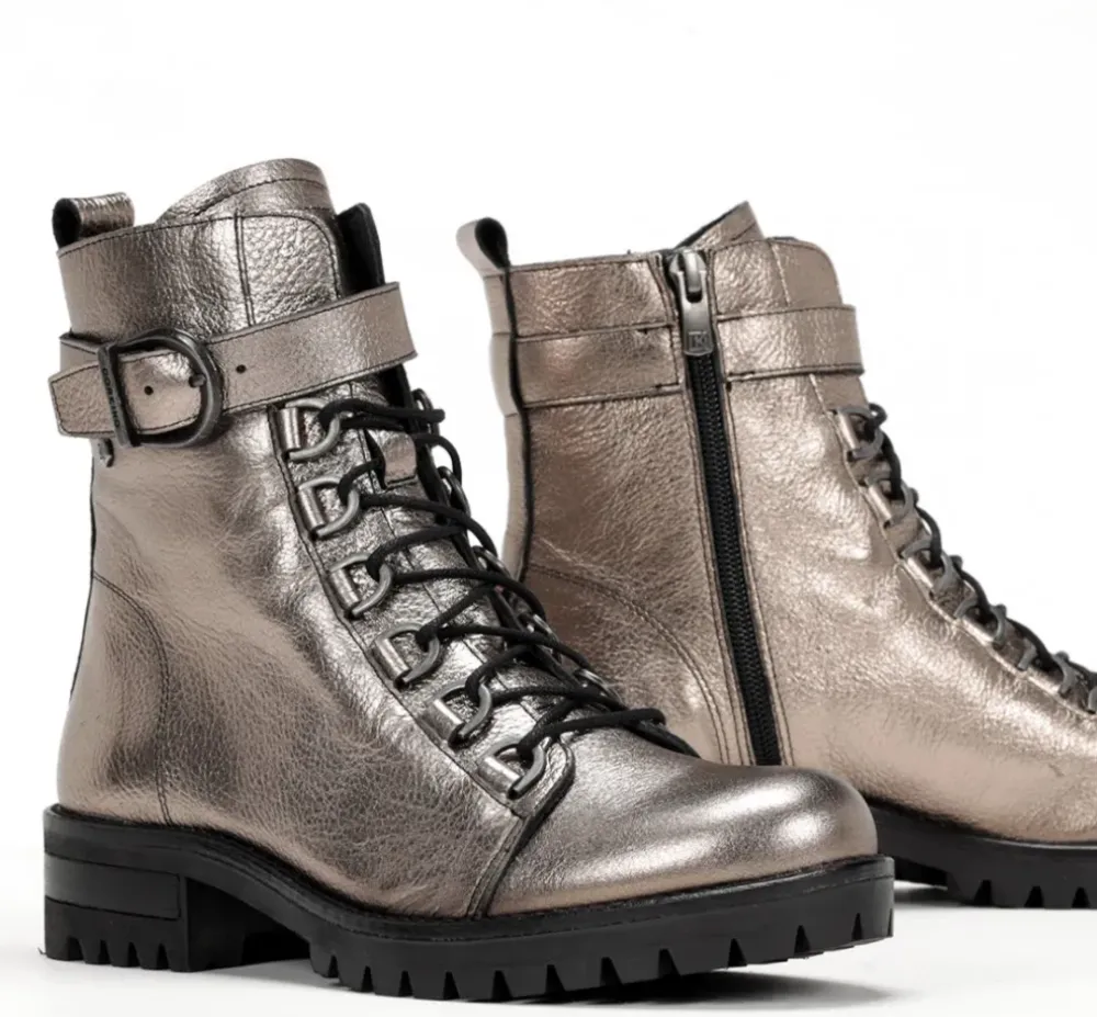 Fluchos Mujer>WALKING D8837 Botín Plata
