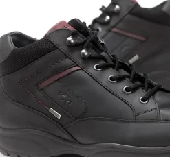 Fluchos Hombre><noscript><img width=